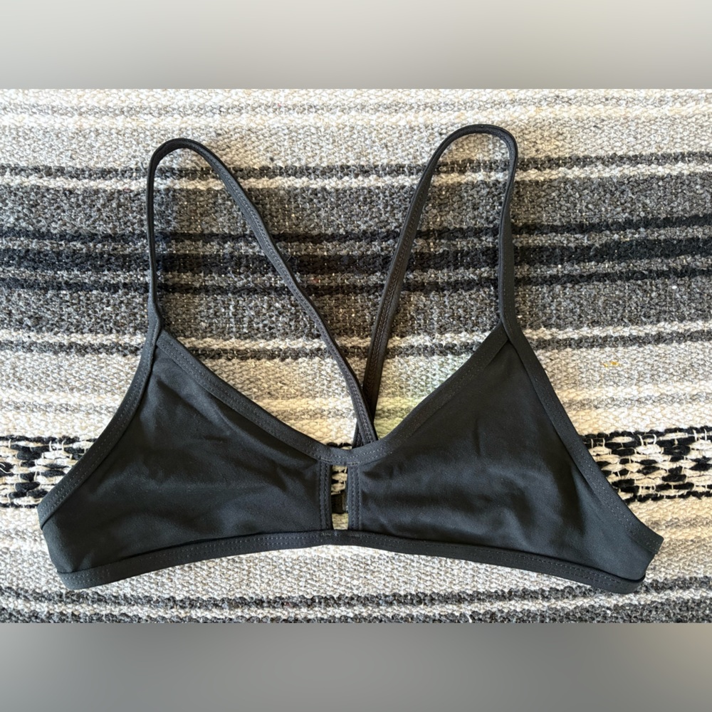 Jolyn Bennett Top